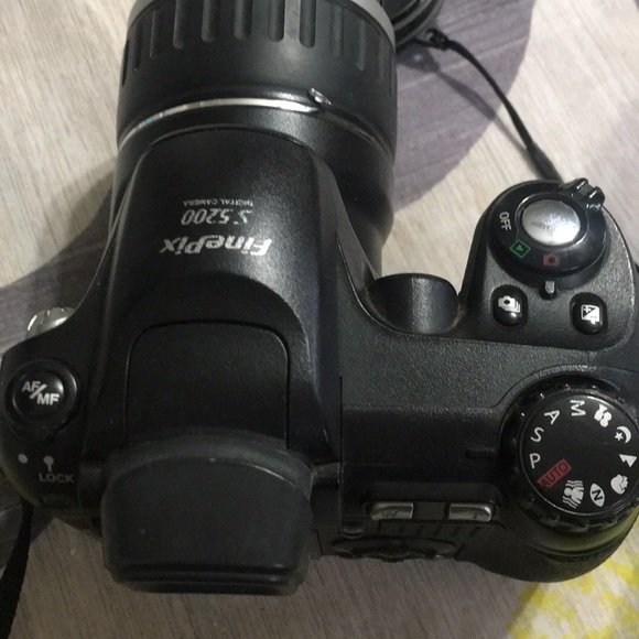 Digital fujifilm S5200 camera - Picture 3 of 4